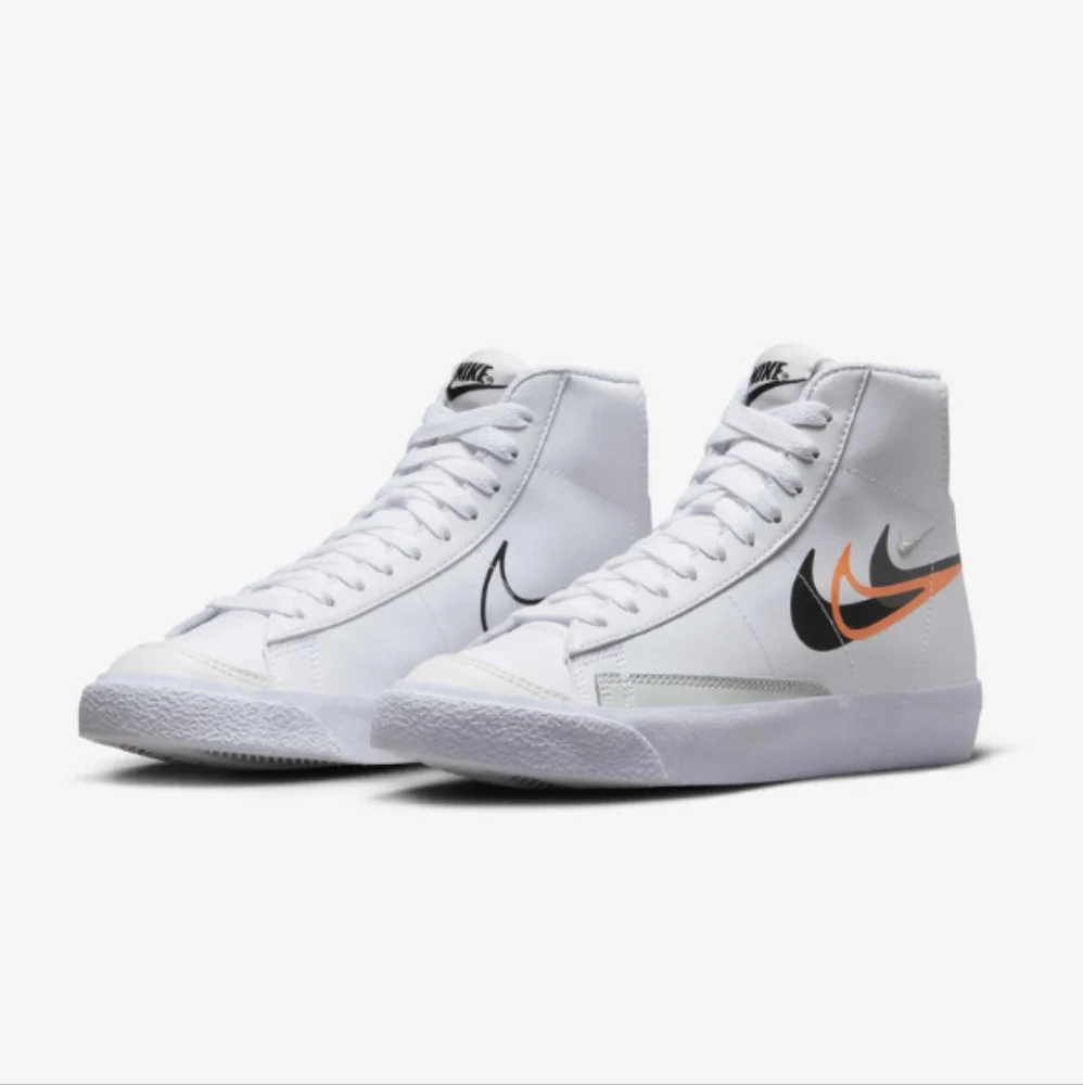 Nike Blazer Mid NN GS Black / Bright Mandarin / White FN7788-100 Size 6.5Y